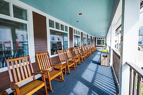 Lake View Hotel