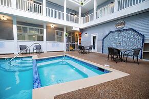 Lake View Hotel