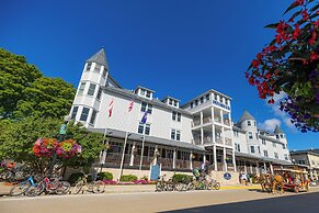 Lake View Hotel