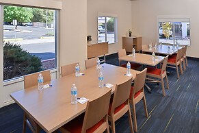 Holiday Inn Express Bernalillo by IHG