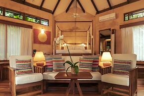 Capitán Suizo Beachfront Boutique Hotel