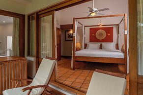 Capitán Suizo Beachfront Boutique Hotel