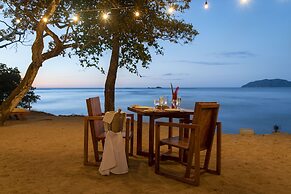 Capitán Suizo Beachfront Boutique Hotel