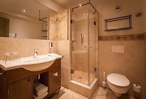 Europa-Park Freizeitpark & Erlebnis-Resort, Hotel Colosseo