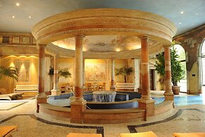 Europa-Park Freizeitpark & Erlebnis-Resort, Hotel Colosseo