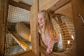 Europa-Park Freizeitpark & Erlebnis-Resort, Hotel Colosseo