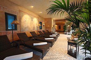 Europa-Park Freizeitpark & Erlebnis-Resort, Hotel Colosseo