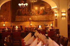 Europa-Park Freizeitpark & Erlebnis-Resort, Hotel Colosseo