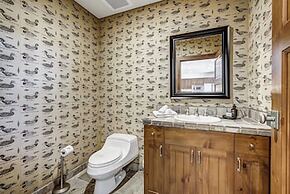 Bachelor Gulch Village