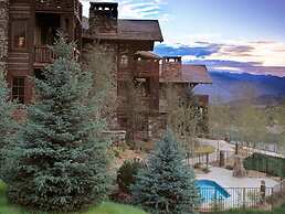 Bachelor Gulch Village