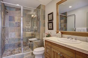 Bachelor Gulch Village