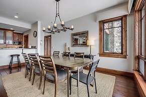 Bachelor Gulch Village