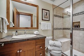 Bachelor Gulch Village