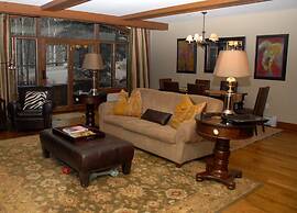 Bachelor Gulch Village