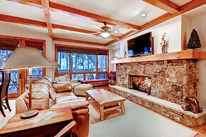 Bachelor Gulch Village