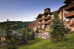 Bachelor Gulch Village