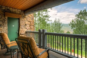 Bachelor Gulch Village