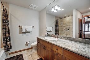 Bachelor Gulch Village