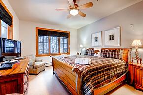 Bachelor Gulch Village