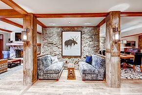 Bachelor Gulch Village