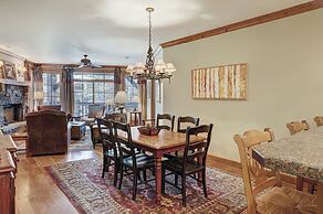 Bachelor Gulch Village