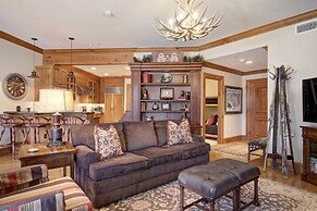 Bachelor Gulch Village