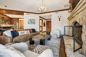 Bachelor Gulch Village