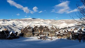 Bachelor Gulch Village