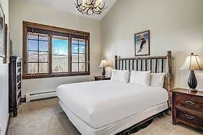 Bachelor Gulch Village