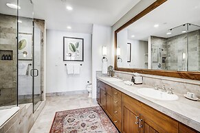 Bachelor Gulch Village