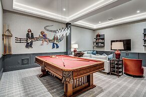 Bachelor Gulch Village