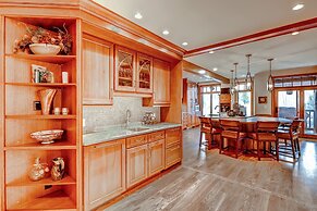 Bachelor Gulch Village