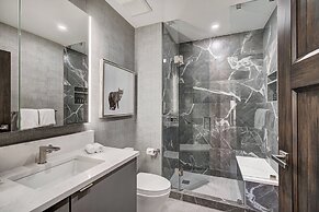 Bachelor Gulch Village