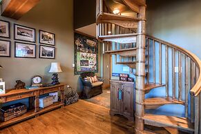 Bachelor Gulch Village