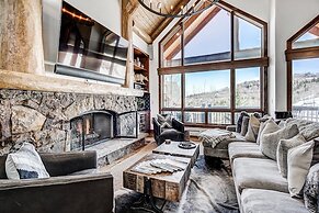 Bachelor Gulch Village