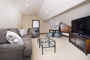 Bachelor Gulch Village