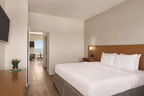 Radisson Beachfront Hotel - Panama City Beach