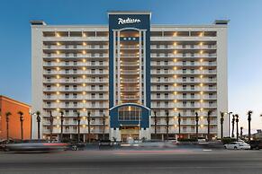 Radisson Beachfront Hotel - Panama City Beach