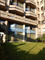 B-aparthotel Montgomery