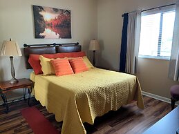 Laurel Inn Condominium