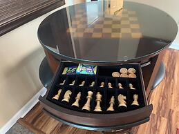 Laurel Inn Condominium