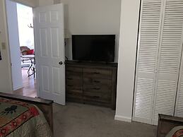 Laurel Inn Condominium