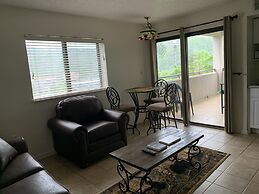 Laurel Inn Condominium