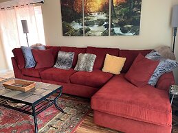 Laurel Inn Condominium