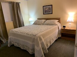 Laurel Inn Condominium