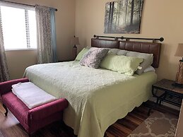 Laurel Inn Condominium