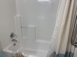 Laurel Inn Condominium