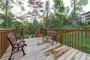 Laurel Inn Condominium