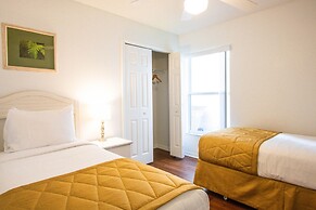 Berkley Lake Townhomes