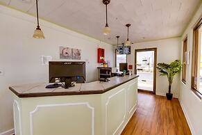 Casablanca Oceanside Inn